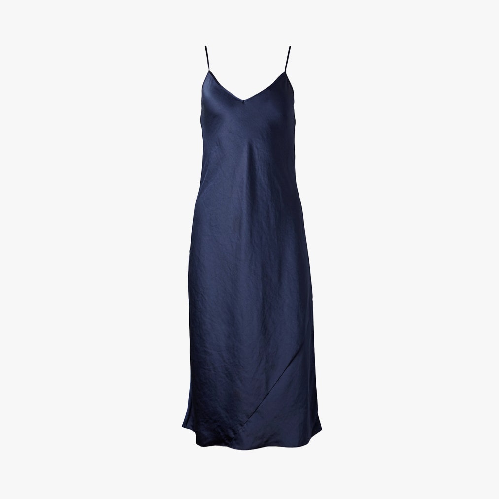 最新款气质连衣裙早秋设计感,不挑年龄不挑身材的文艺风连衣裙