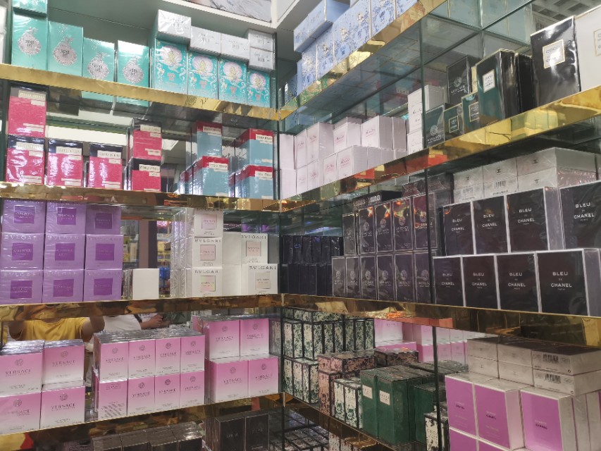 90后创业市场,跨境电商怎么做化妆品的销售工作