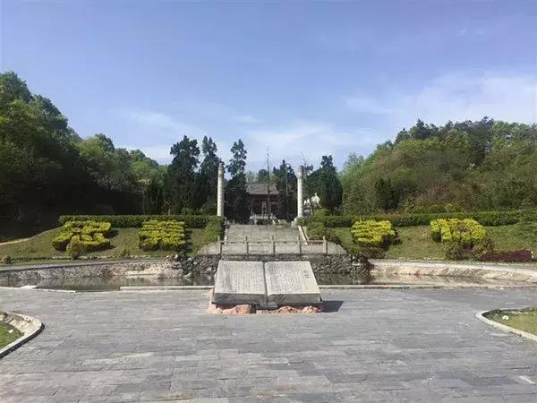 以忠孝立世用耕读传家,义门陈孝道