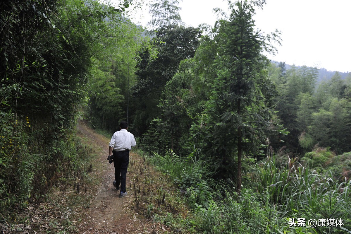 怎样解决中国三十万男光棍问题,中国未来光棍怎么办