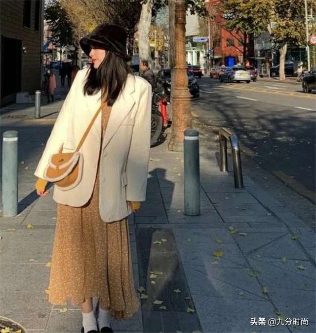 清新风碎花裙怎么搭配好看,碎花裙也一样可以穿出高级感