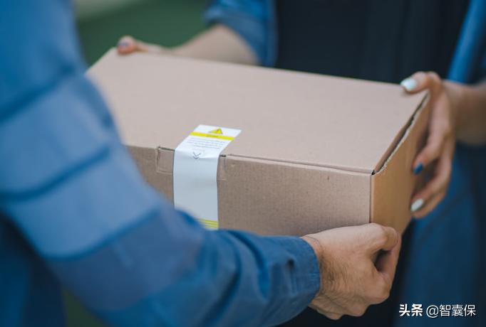 买了运费险还要出打包费吗,买了运费险邮费会退给我吗