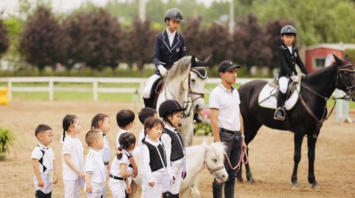 考点尚未公布西安高考房预订火热家长为保险3家酒店订房子