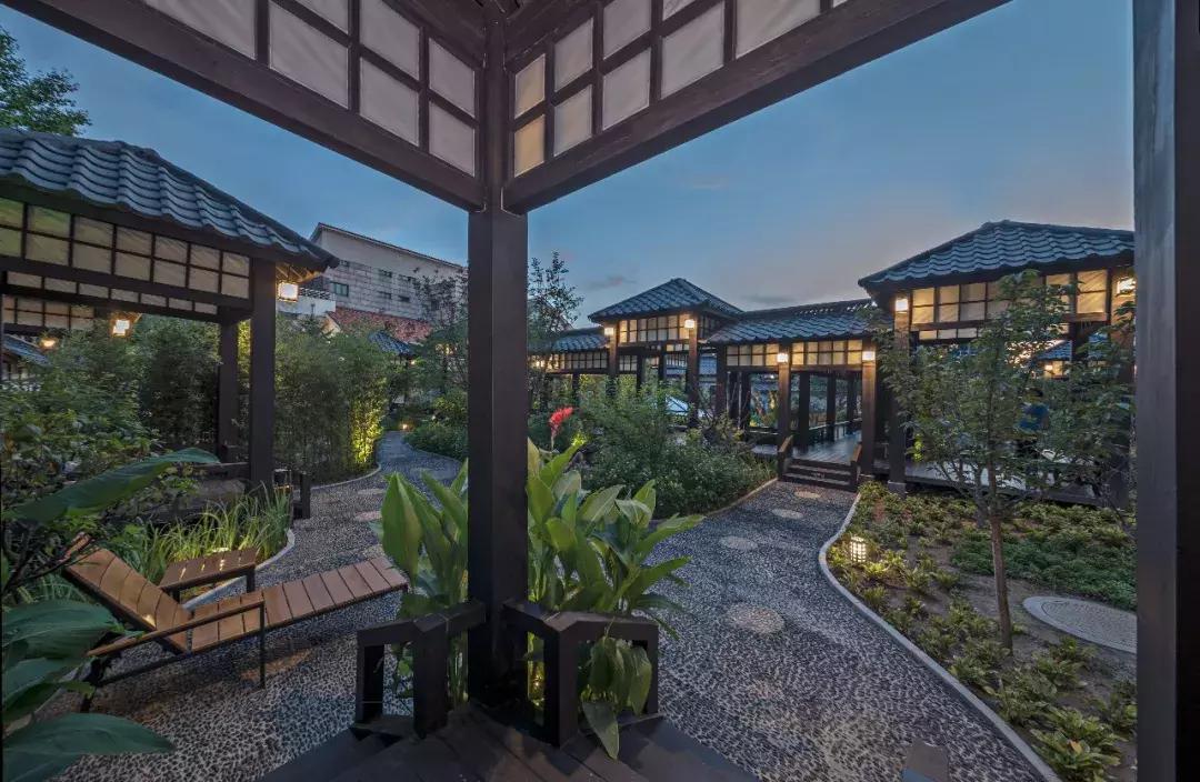 北京雪中温泉攻略,温泉和雪