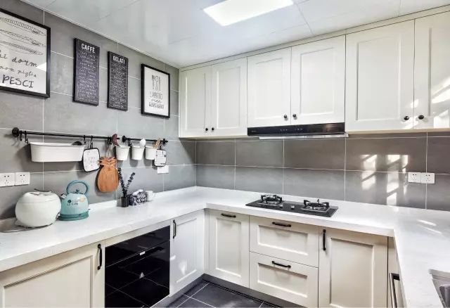 油烟机侧吸和顶吸集成灶哪个好,集成灶侧吸和顶吸油烟机哪个好