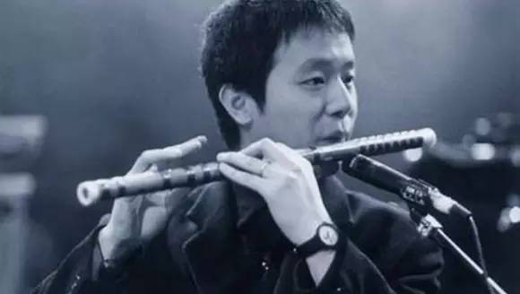 《歌手》唱3首歌为他赢来事业小高峰，再上综艺他已深得窦唯衣钵