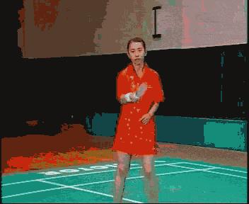 羽球教学基础握拍,羽毛球动作怎么练