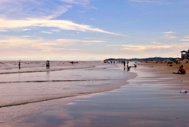 国内比三亚更值得去的海岛,比三亚更值得去的海岛