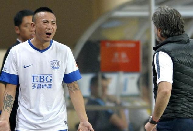 毛剑卿中乙联赛,毛剑卿直播谈足球小将