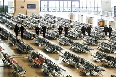 重磅!明天零时,此地卡点全部撤除!【政法要闻】