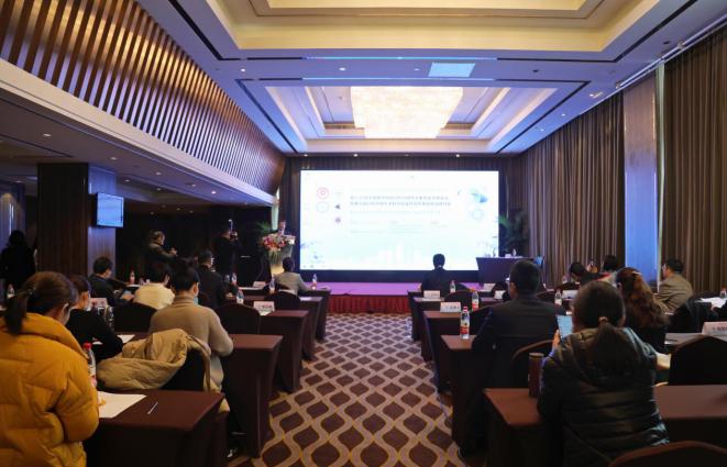 郑大二附院承办中华医学会杂志社妇科手术实用技术与规范基层巡讲