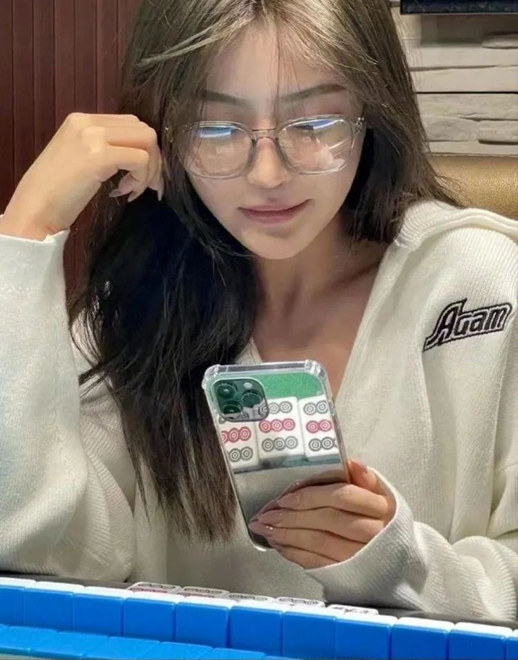 搞笑gif图片惊不惊喜意不意外,搞笑GIF动图