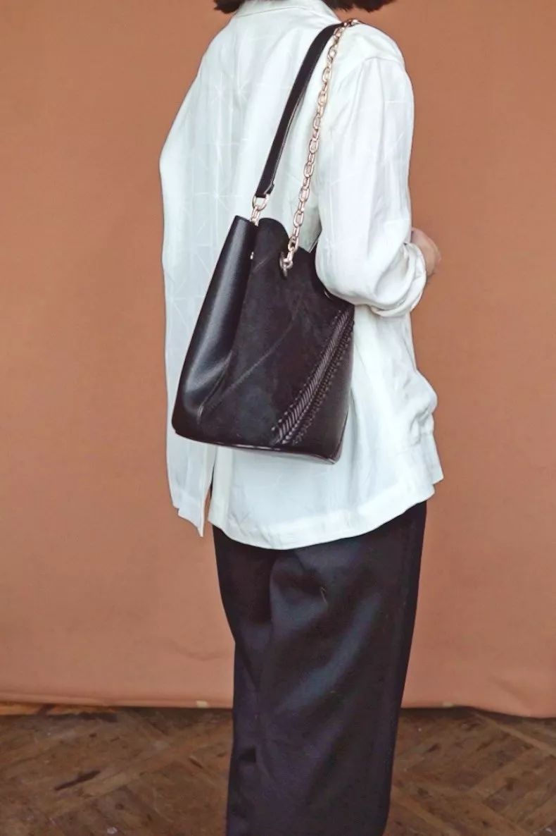 高奢时尚包包帽子推荐,分享牌子包包视频