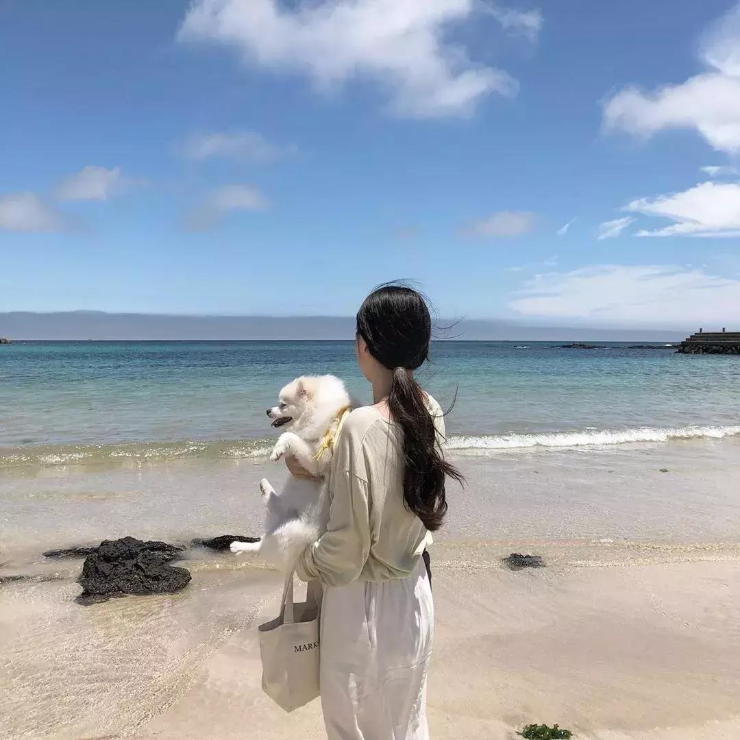 29岁女孩独居图片,29岁独居女孩的视频