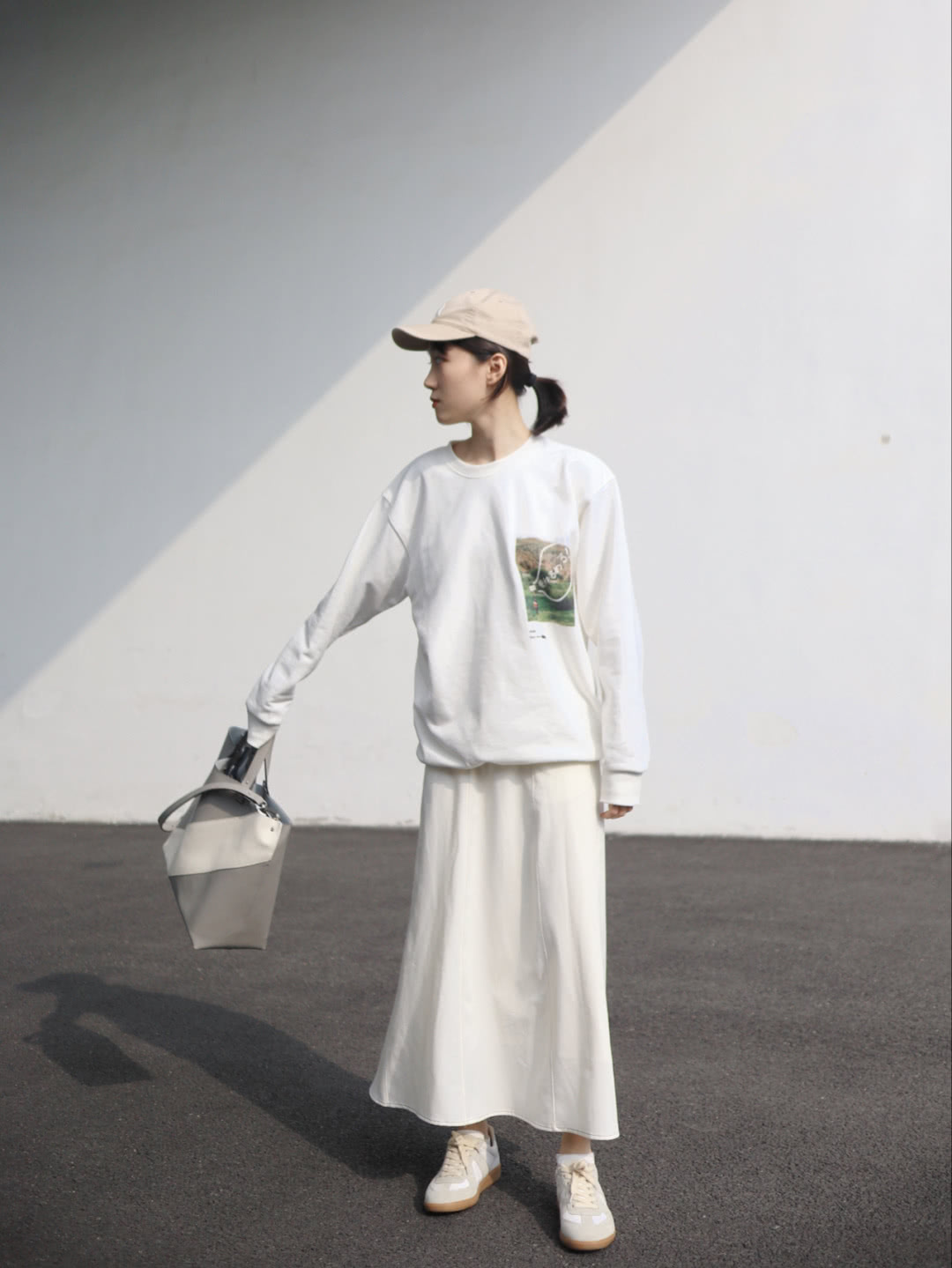 今年爆款的夏季鞋子,最近很火的爆款鞋子春秋款