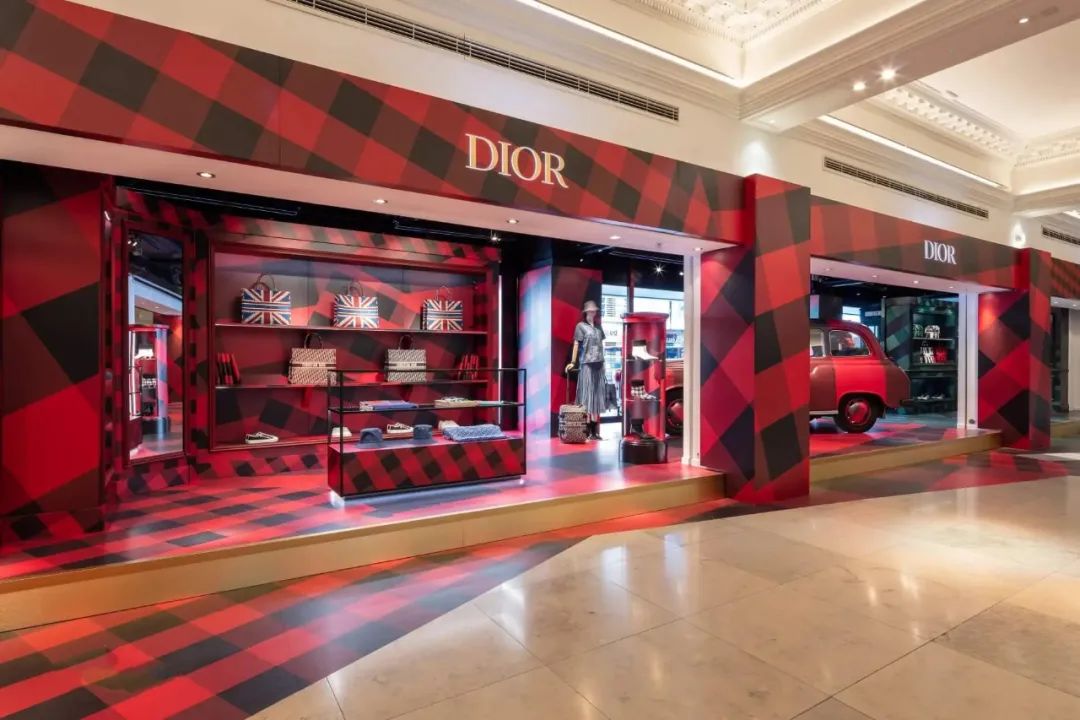 奢侈品迪奥讲解,迪奥在奢侈品界的地位