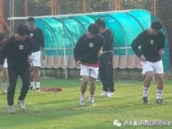 足球球员励志故事中国,足球人物励志故事