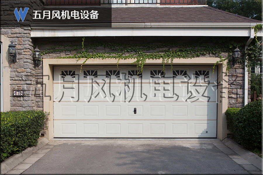 车库门停电如何手动开,家里停电卷帘门怎么关