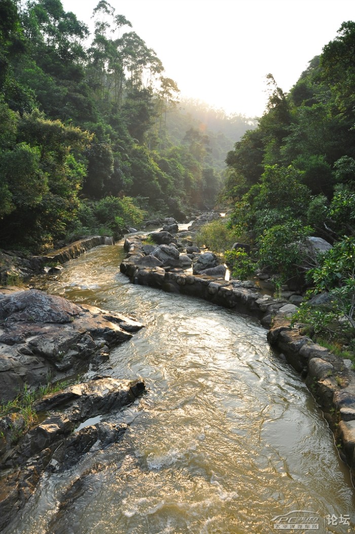 凤凰峡岭南小九寨原生态景区，素有“广东九寨沟”之美誉。不错吧