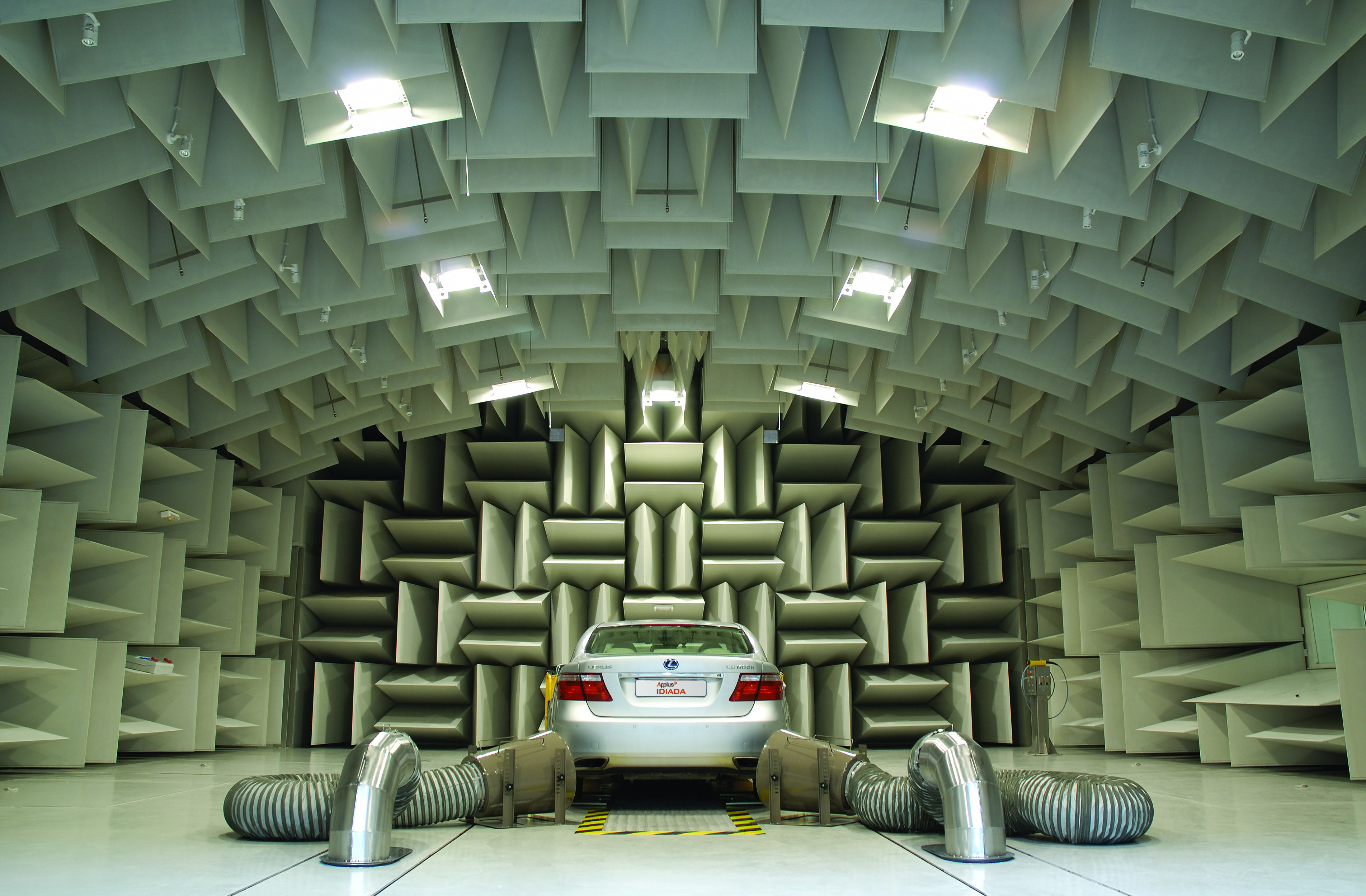 卡罗拉全车做隔音与劳斯莱斯同款,卡罗拉跑高速120km的隔音效果