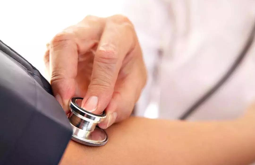 电炕对身体有什么好处,电暖器对老人取暖帮助不大