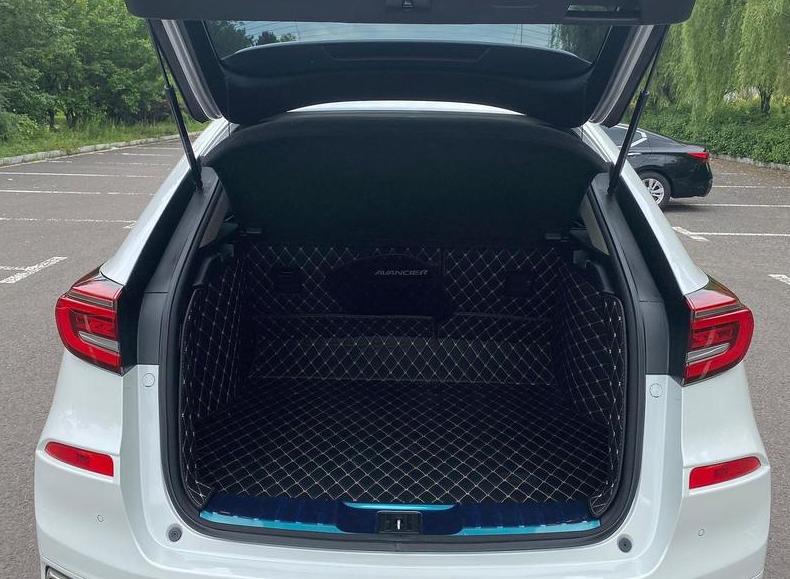 本田冠道后排操控,冠道2.0t两驱豪华有没有推背感