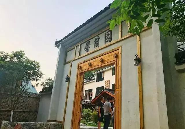 百色凌云玻璃桥旅游景区,百色玻璃桥景区