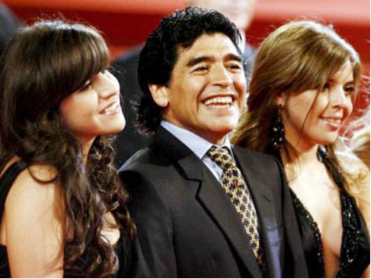 马拉多纳纹身的那个人是谁,马拉多纳纹身全集