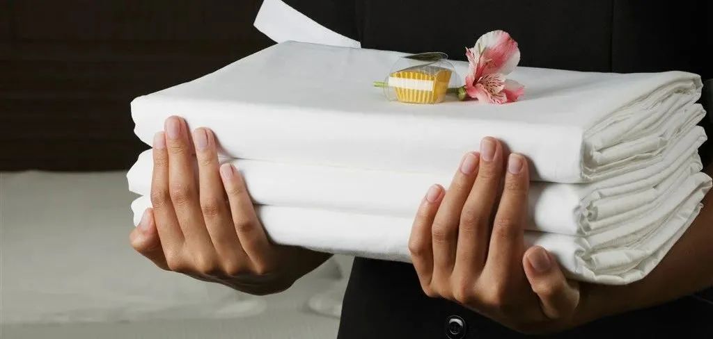 每日客房卫生检查,酒店客房管理遇到卫生差评正常吗