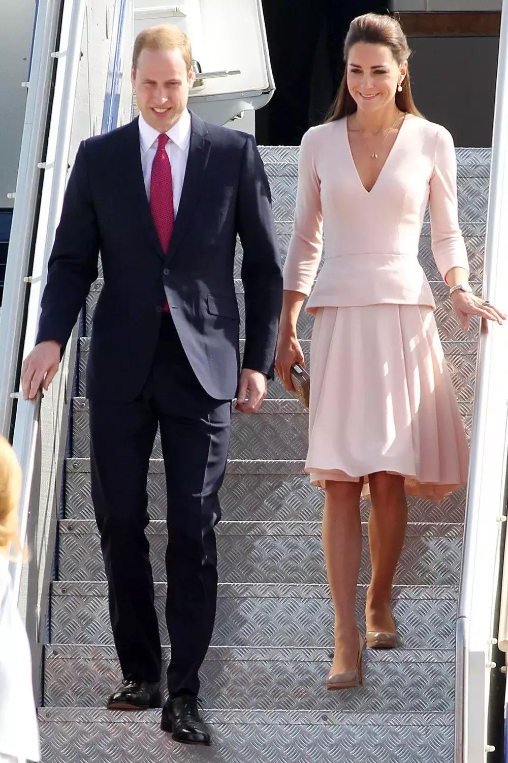 凯特王妃为什么穿这么多品牌,凯特王妃一年的服装费