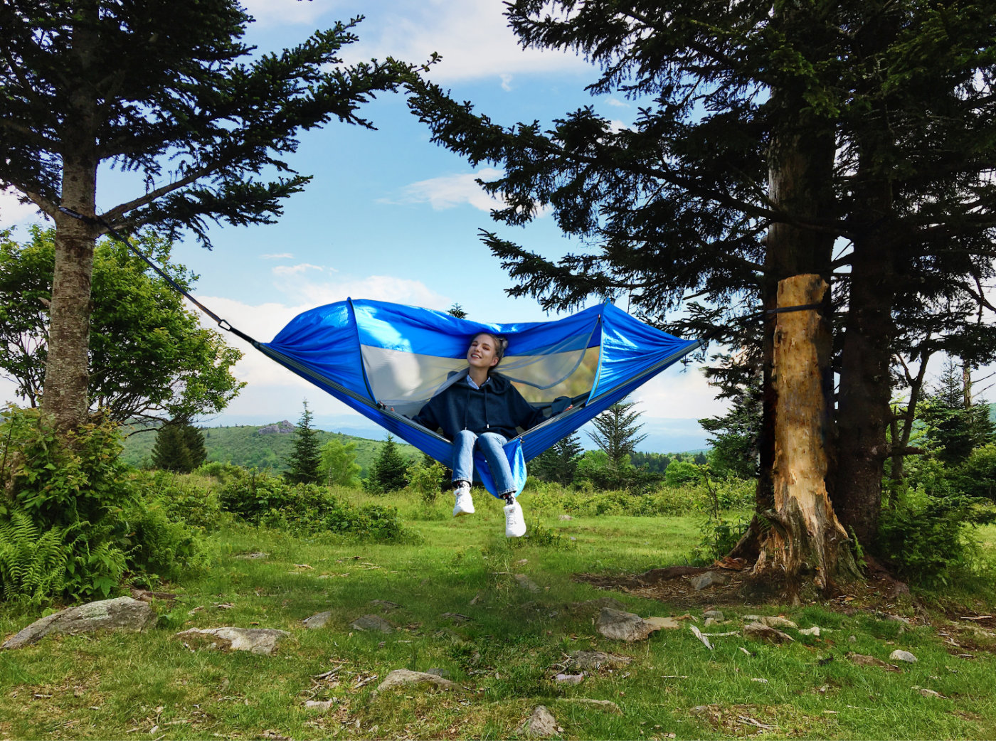 轻奢户外露营装备推荐夏季,最实用的露营衣服