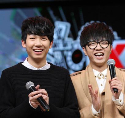 明星整容打瘦脸针,90后明星整容