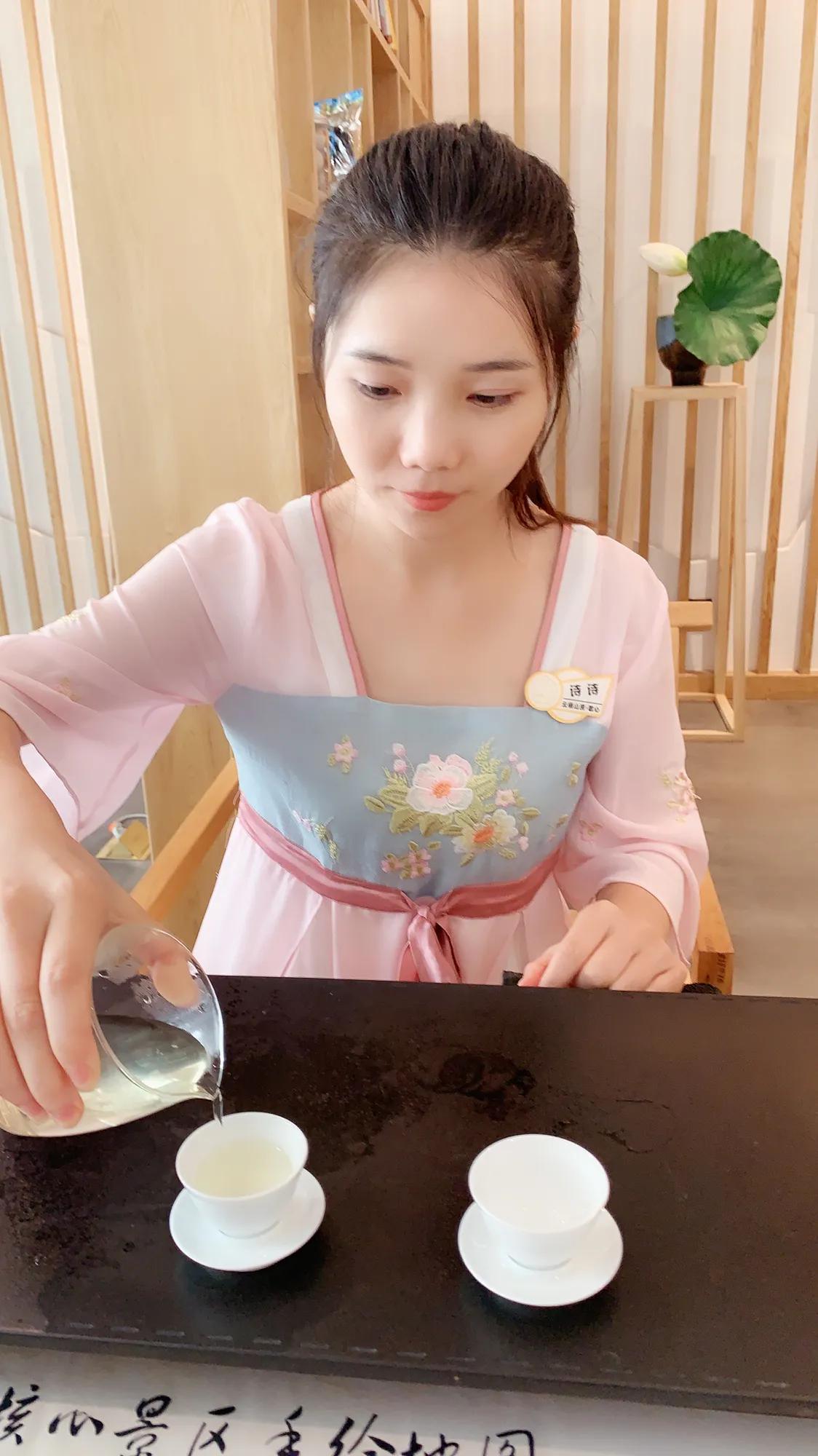 来张家界需要玩什么,来张家界旅游带什么东西比较好