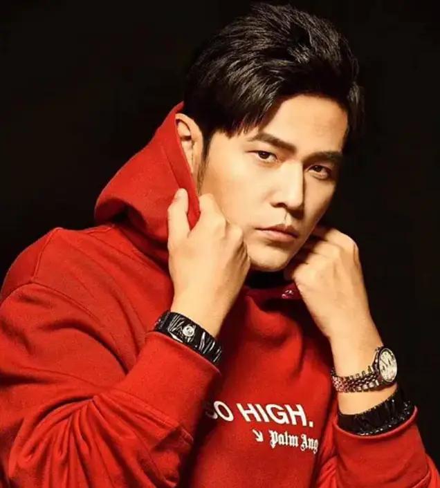 王源唱歌教学正确示范,王源骄傲唱歌小技巧