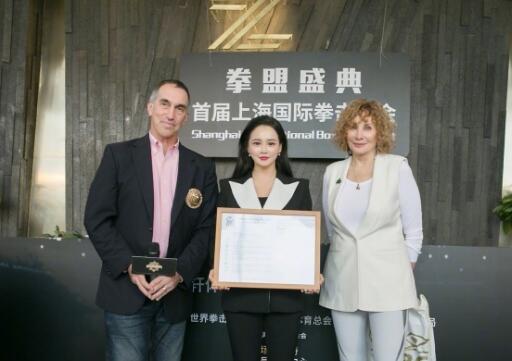 冉莹颖深夜晒自拍美照,冉莹颖素颜照大曝光