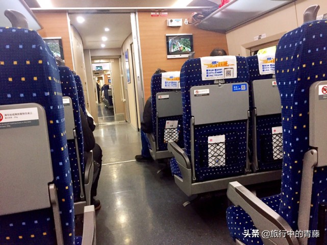 打卡弥勒可邑小镇，锦屏山风景区，在菜市场看到了一个奇怪的蔬菜