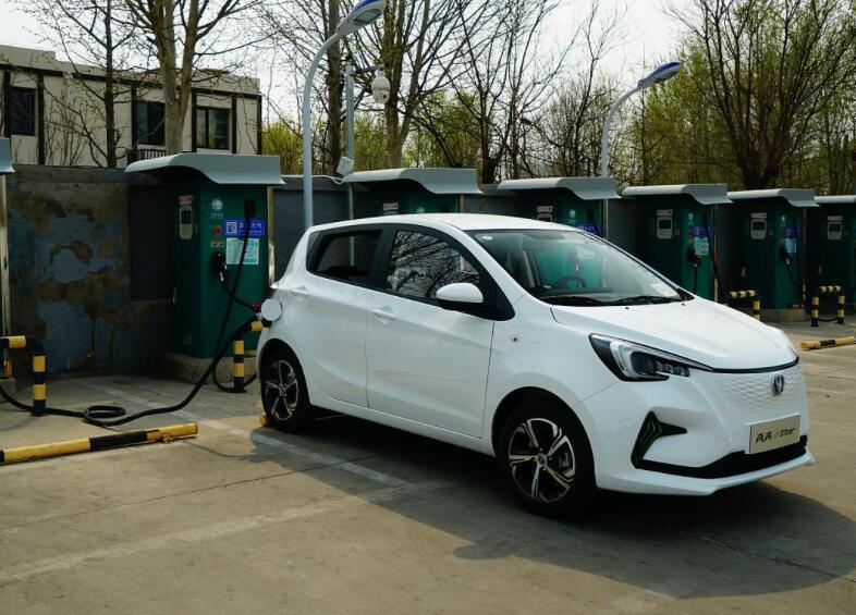 3-6万纯电动汽车续航300公里左右,预算18万元这两款纯电动车适合你