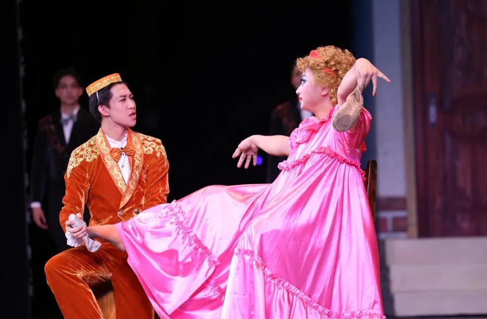 灰姑娘芭蕾舞剧赏析,灰姑娘芭蕾英国皇家舞剧