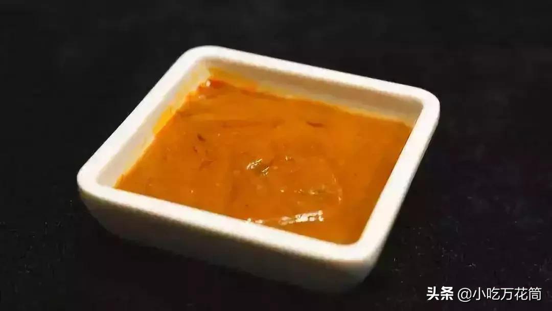 做烤肠蘸料的甜面酱用哪种牌子的,淄博烧烤除了甜面酱蘸料还有哪些