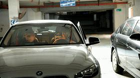 伞怎么自动开合,伞怎么折叠回原样