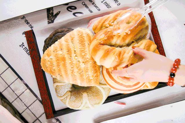 最火的茶饮和欧包,欧包茶饮品