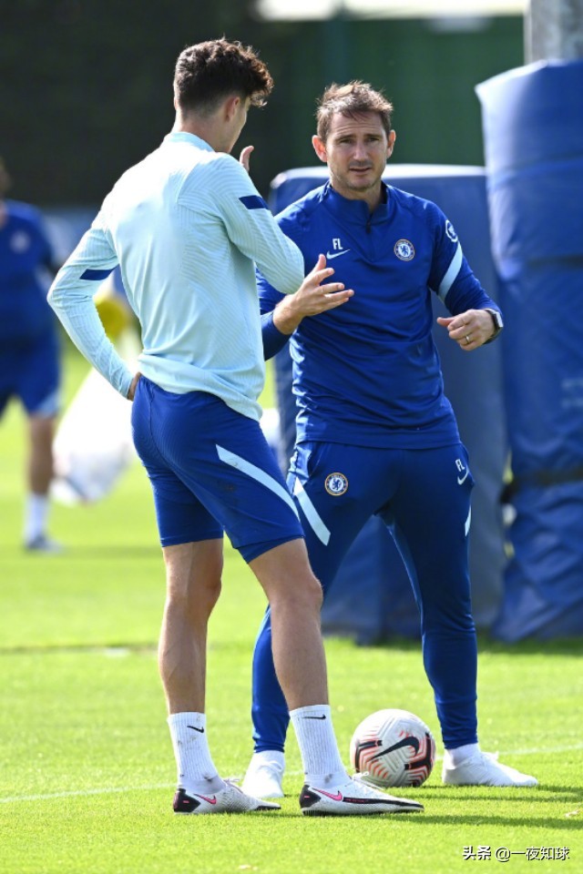 哈弗茨科普,哈弗茨孤军奋战