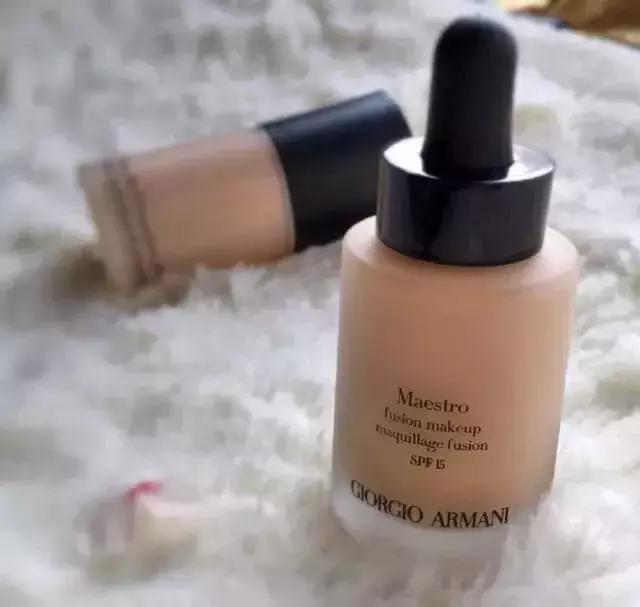 阿玛尼粉底液哪一款比较好用,阿玛尼粉底液哪款比较好