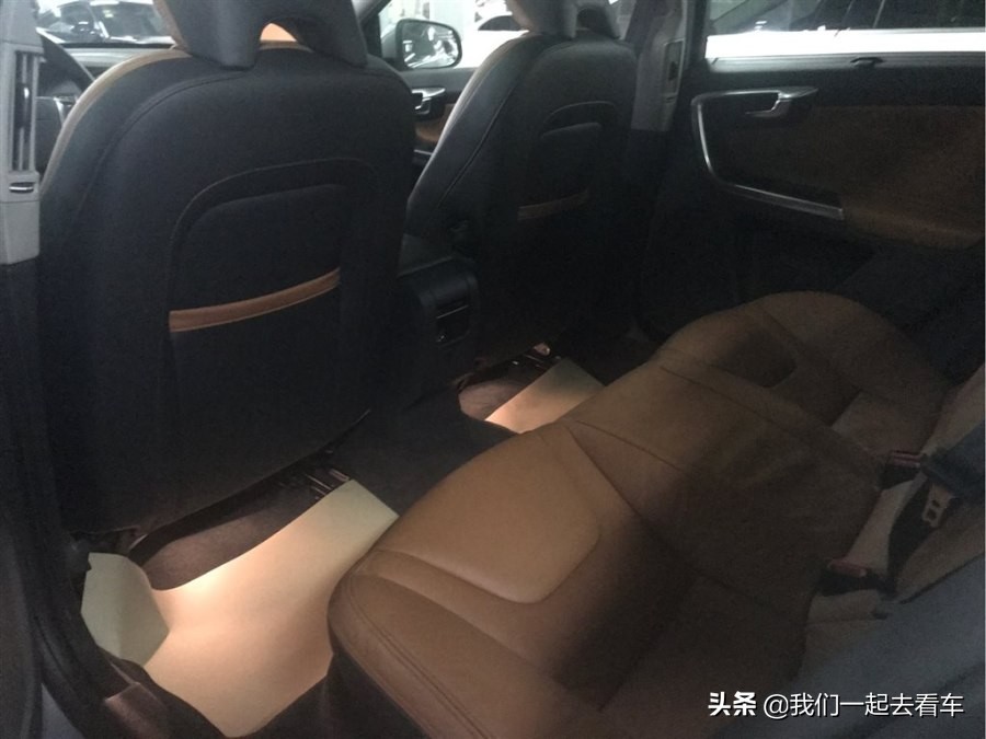 朋友花了21万买了这辆车,朋友花2万买二手车