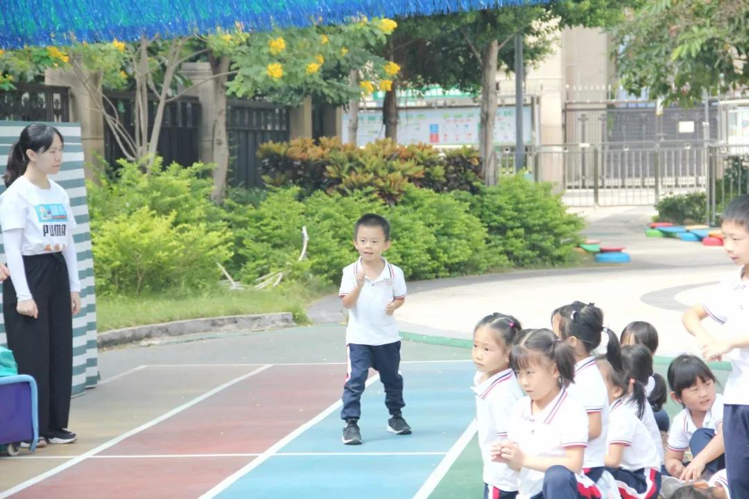 雏鹰宝贝幼儿园足球,雏鹰宝贝幼儿园