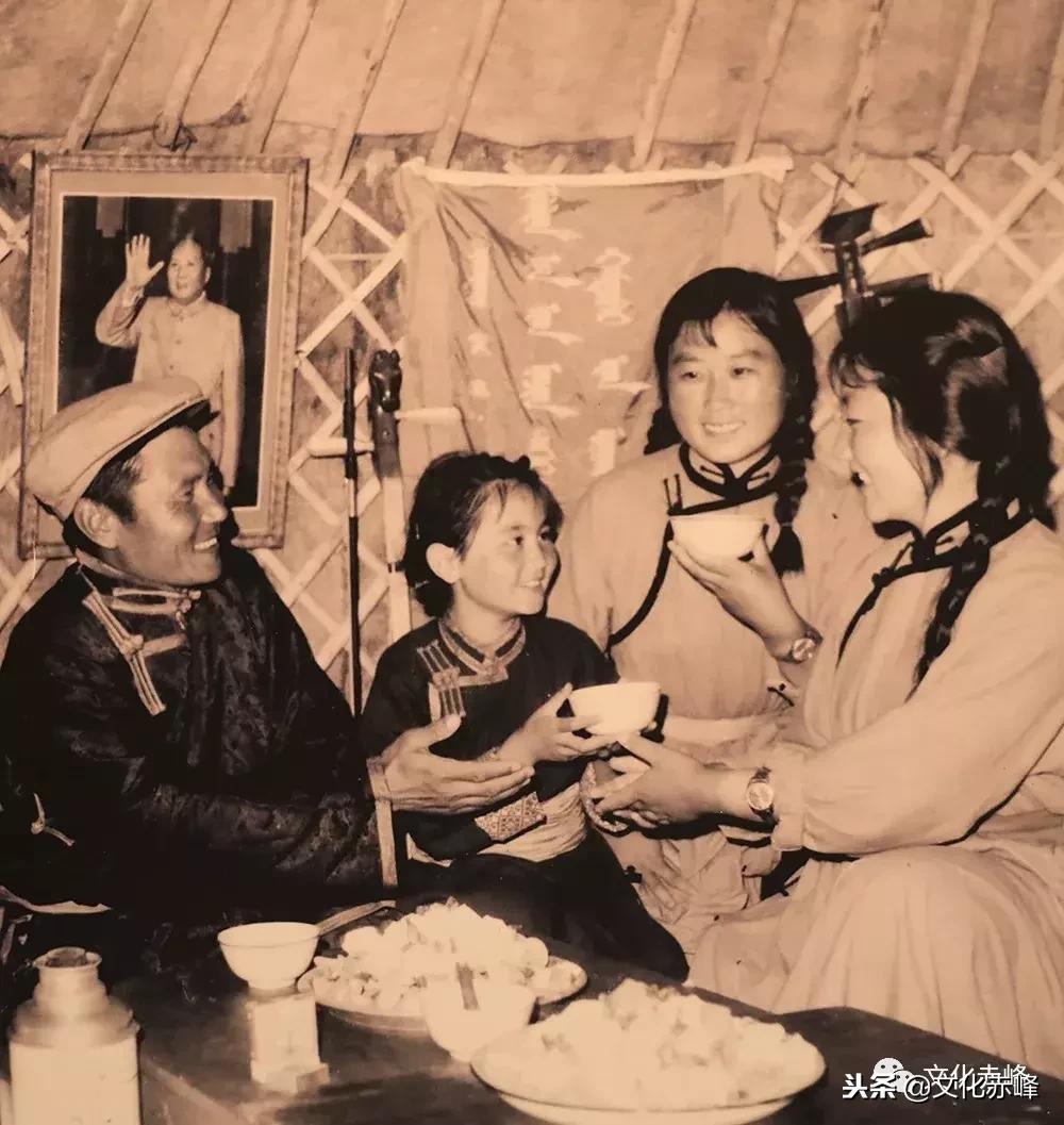 肃北乌兰牧骑高清图片,乌兰牧骑的老照片