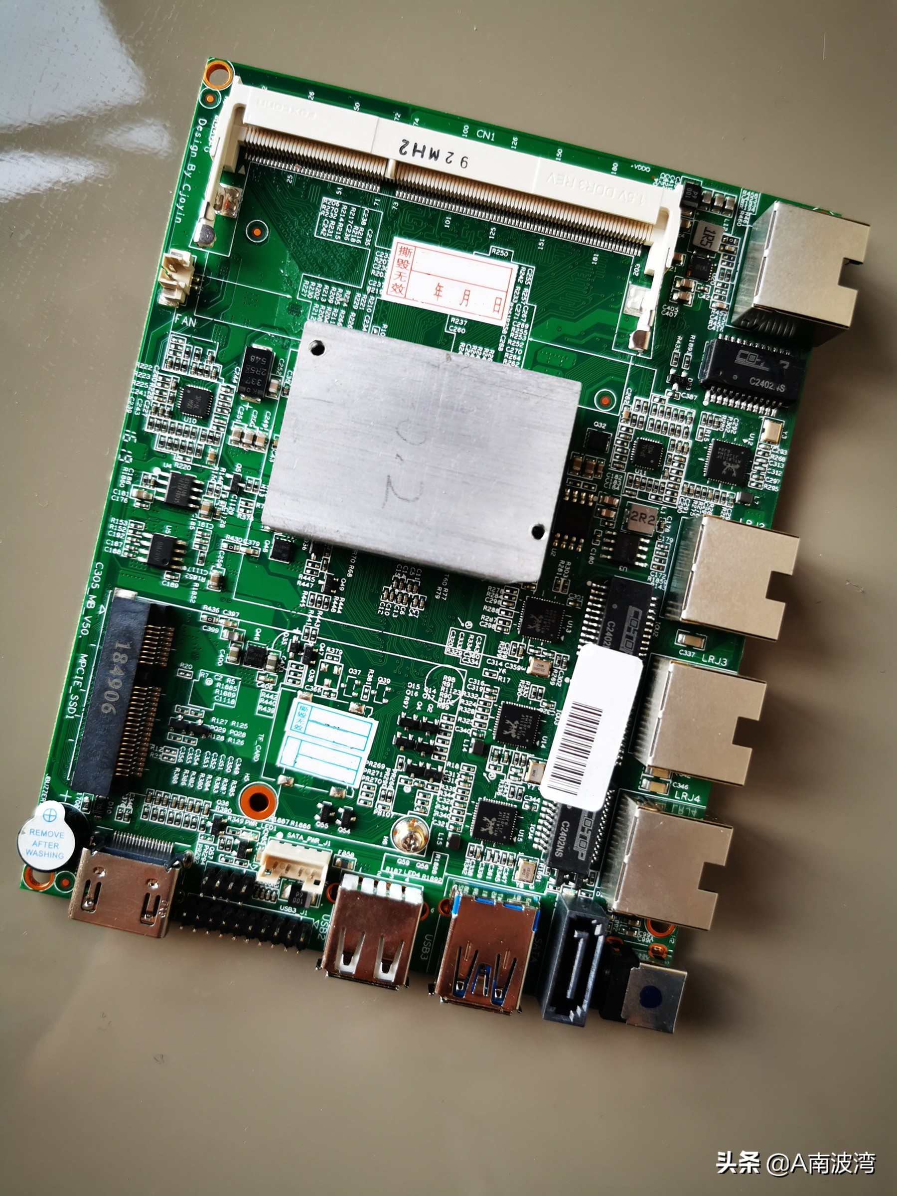 台式机箱软路由,小机箱软路由