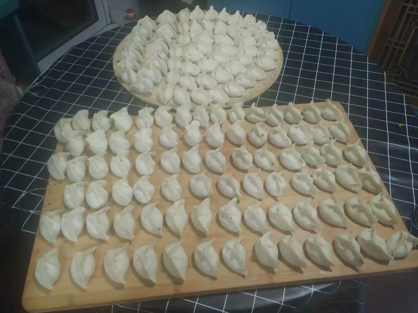 东北酸菜饺子怎么调馅好吃,正宗东北酸菜饺子的做法