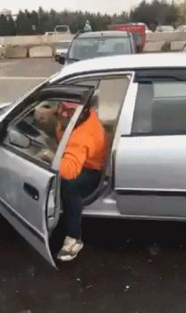 把车标全部抠掉违法吗,把车标抠下来清灰