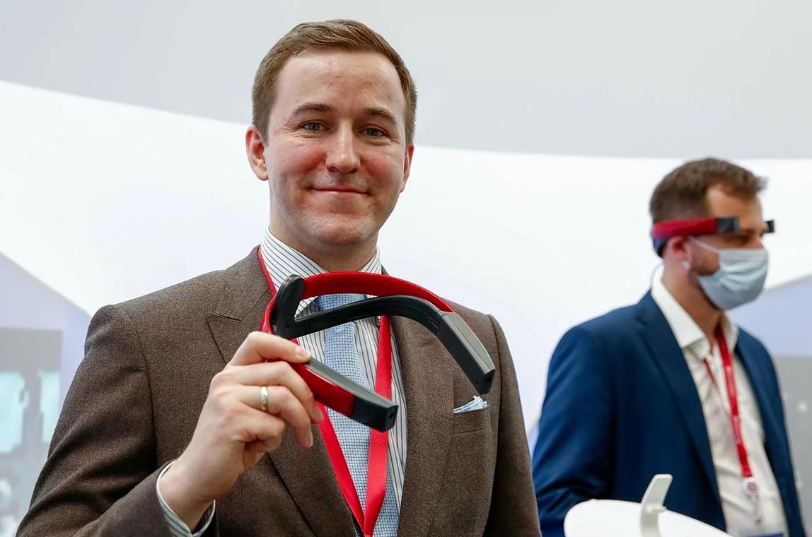 让盲人恢复视力的最新科技,盲人恢复视力手术